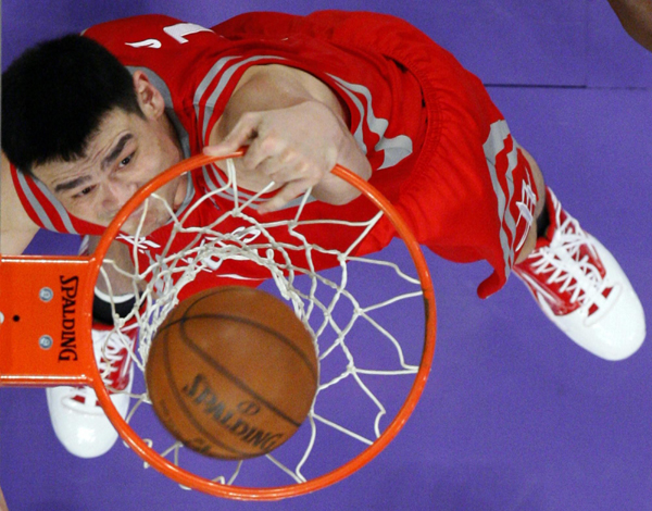 率李明